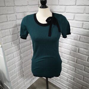 NWOT Ricki's Ladies Size Small Green with Black Trim Short Sleeves Sweater